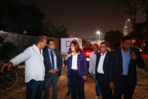 وزيرة التنمية المحلية تتفقد المنطقة المحيطة بالمتحف المصرى الكبير لمتابعة جهود النظافة والتجميل والتشجير 3 وزيرة التنمية المحلية تتفقد المنطقة المحيطة بالمتحف المصرى الكبير لمتابعة جهود النظافة والتجميل والتشجير