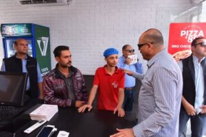 وزير العمل يواصل الجولات الميدانية المفاجئة لمتابعة تطبيق قانون العمل الجديد