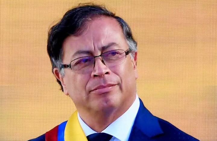 واشنطن تفاجئ العالم بفرض عقوبات على الرئيس الكولومبي غوستافو بيترو 1 واشنطن تفاجئ العالم بفرض عقوبات على الرئيس الكولومبي غوستافو بيترو