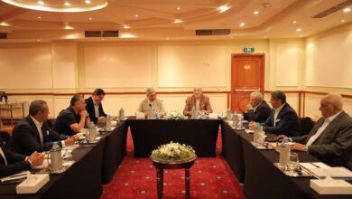 وزير السياحة والآثار يشارك في اجتماع مجلس إدارة غرفة المنشآت الفندقية خلال زيارته للأقصر