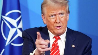 الرئيس الأمريكي يعلن الحرب على الديمقراطيين ويهددهم بقانون نادرا ما تم استخدامه في أمريكا