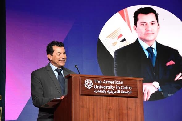  وزير الشباب والرياضة يفتتح النسخة الثانية لــ "قمة مصر المستدامة للشباب 2025" بالجامعة الأمريكية