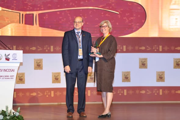  الإنتوساي تختتم أعمال مؤتمر شرم الشيخ بتكريم رواد التميز والابتكار الرقابي