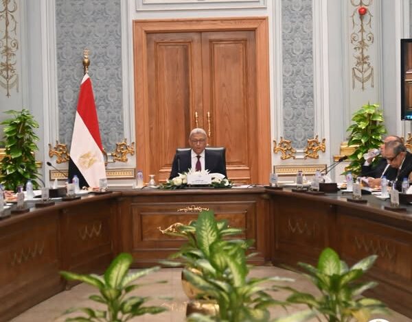 وزير الشئون النيابية يحضر اجتماع اللجنة المشكلة لإعادة دراسة المواد محل اعتراض رئيس الجمهورية