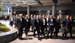 رئيس الوزراء يتفقد سير العمل بمشروع حدائق "تلال الفسطاط"