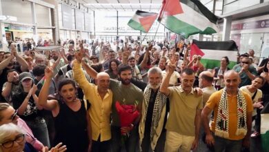 مشاركة نائب بولندي في "أسطول الصمود" يتهم إسرائيل بسوء معاملة النشطاء