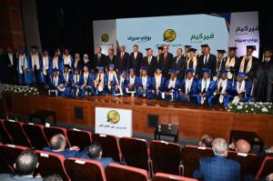 وزير الزراعة يشهد حفل تخرج الدفعة الأولى من مدرسة أبوزعبل للتنمية الصناعية