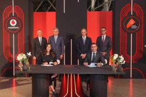 توقيع اتفاقية الشراكة الاستراتيجية بين شركة ليجاسي للتنمية والإدارة وشركة فودافون مصر