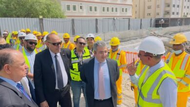 وزير العمل يزور موقع عمل شركة المقاولون العرب ويلتقي مع العمال والمهندسين وقيادات "الشركة"