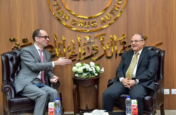 هيئة الدواء تبحث مع سفارة النمسا سبل توطين الصناعات الدوائية وتعزيز فرص الاستثمار في السوق المصري