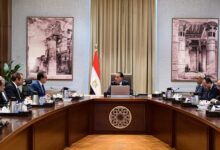 رئيس الوزراء يتابع إجراءات وخطوات بدء تطبيق المرحلة الثانية لمنظومة التأمين الصحي الشامل