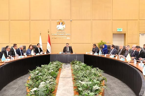  وزير الإسكان يترأس اجتماع المجلس المصري للبناء الأخضر والمدن المستدامة