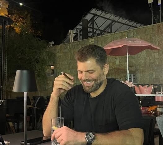 الجمهور يحتفل بعيد ميلاد المطرب اللبناني ميشال قزي في أجواء من الحب والوفاء الفني