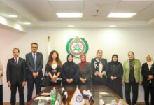 البرلمان العربي يعقد اجتماعًا مع ائتلاف البرلمانيات العربية لمناهضة العنف ضد المرأة
