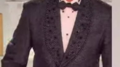محمد كريم يتألق ببدلة سوداء أنيقة في مهرجان الجونة السينمائي الدولي