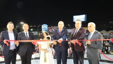 محافظ المنيا يفتتح ميدان النيل بعد تطويره وتركيب شاشة عملاقة لمتابعة افتتاح المتحف المصري