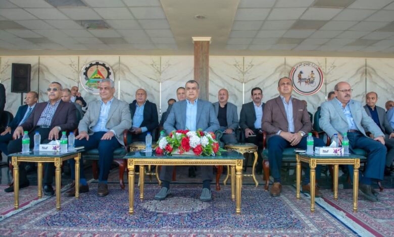 وزير الدولة للإنتاج الحربي يتابع سير العملية الإنتاجية بمصنع إنتاج وإصلاح المدرعات 1 وزير الدولة للإنتاج الحربي يتابع سير العملية الإنتاجية بمصنع إنتاج وإصلاح المدرعات