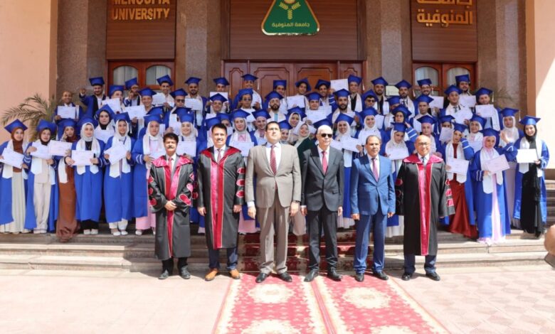 القاصد" يشهد حفل تخريج طلاب البرنامج الاكاديمي المشترك بين جامعة المنوفية والجامعة المصرية 1 القاصد" يشهد حفل تخريج طلاب البرنامج الاكاديمي المشترك بين جامعة المنوفية والجامعة المصرية