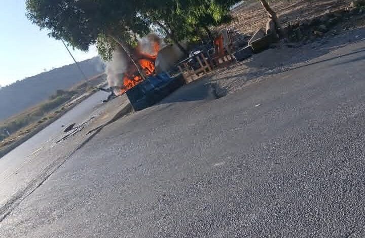 "صحة لبنان": قتيلان وجريح جراء غارة إسرائيلية استهدفت سيارة على طريق الجرمق - الخردلي
