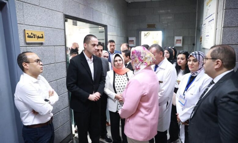 نائب وزير الصحة يتفقد منشآت صحية بدمياط ويعقد اجتماعًا مع نائب المحافظ 1 نائب وزير الصحة يتفقد منشآت صحية بدمياط ويعقد اجتماعًا مع نائب المحافظ