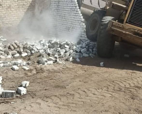 إزالة ٤ حالات تعدي بالمباني واسترداد ٥ أخرى على الأراضي الزراعية وأملاك الدولة بالشرقية 1 إزالة ٤ حالات تعدي بالمباني واسترداد ٥ أخرى على الأراضي الزراعية وأملاك الدولة بالشرقية