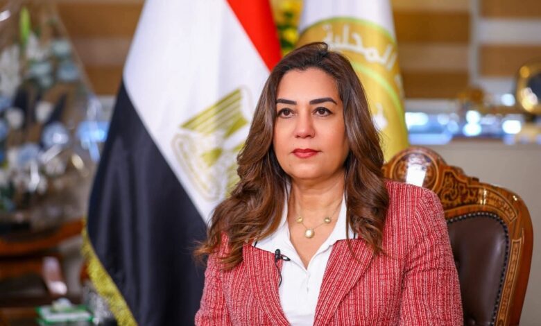 عوض :تستعرض تقريراً حول نتائج المرور الميداني على 7 مراكز تكنولوجية بالبحر الأحمر