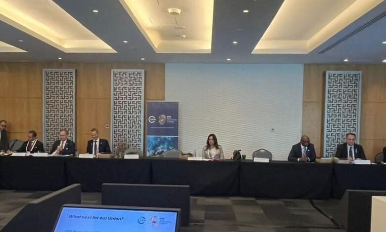 وزيرة التنمية المحلية خلال مشاركتها في فعاليات المؤتمر العالمي للحفاظ على الطبيعة بالإمارات 1 وزيرة التنمية المحلية خلال مشاركتها في فعاليات المؤتمر العالمي للحفاظ على الطبيعة بالإمارات