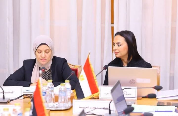 مايا مرسي " تترأس أعمال الدورة الـ 82 للمكتب التنفيذي لمجلس وزراء الشؤون الاجتماعية العرب 1 مايا مرسي " تترأس أعمال الدورة الـ 82 للمكتب التنفيذي لمجلس وزراء الشؤون الاجتماعية العرب