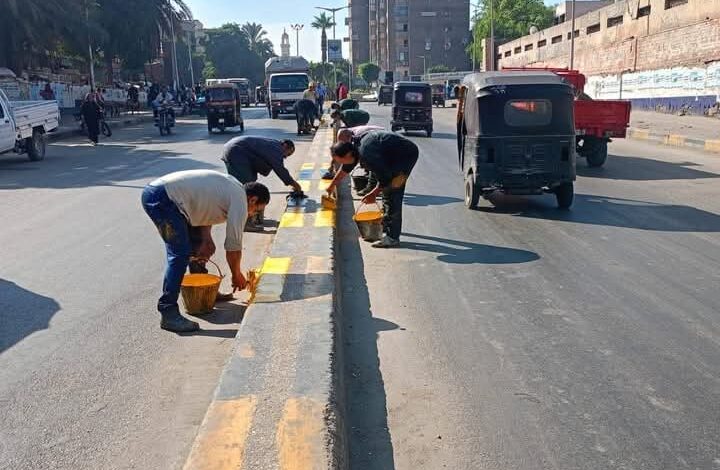 حملات نظافة مكبرة لرفع كفاءة الشوارع والميادين بإمبابة 1 حملات نظافة مكبرة لرفع كفاءة الشوارع والميادين بإمبابة