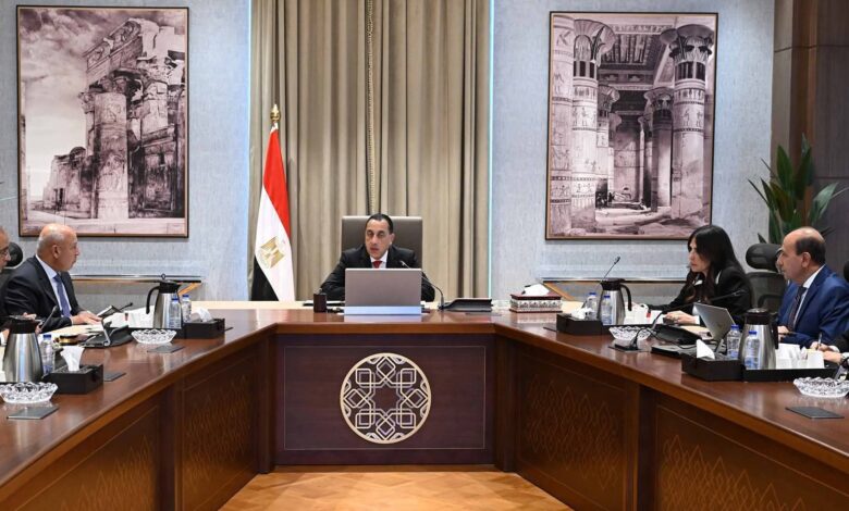 رئيس الوزراء يُتابع مشروع إنشاء القوس الغربي لمحور اللواء عُمر سليمان بالإسكندرية 1 رئيس الوزراء يُتابع مشروع إنشاء القوس الغربي لمحور اللواء عُمر سليمان بالإسكندرية