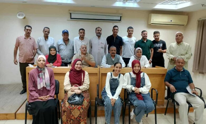 نادى أدب أسيوط يستعرض " سمات التغريبة المسرحية ومتغيراتها الثقافية بين الشرق والغرب" 1 نادى أدب أسيوط يستعرض " سمات التغريبة المسرحية ومتغيراتها الثقافية بين الشرق والغرب"
