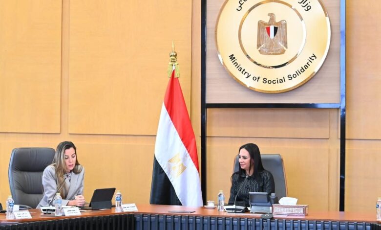 وزيرة التضامن الاجتماعي تفتتح فعاليات مائدة مستديرة تحت عنوان "تعزيز القدرات المؤسسية 1 وزيرة التضامن الاجتماعي تفتتح فعاليات مائدة مستديرة تحت عنوان "تعزيز القدرات المؤسسية