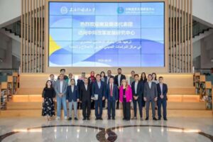 من "الحزام والطريق" إلى "الجمهورية الجديدة"..مصر والصين نموذج للشراكة المتوازنة 2 من "الحزام والطريق" إلى "الجمهورية الجديدة"..مصر والصين نموذج للشراكة المتوازنة