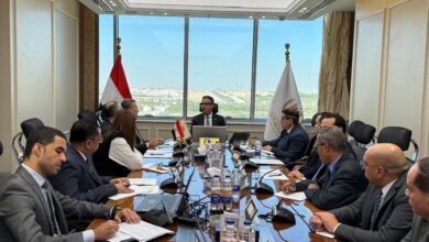 فاروق يتابع استقرار الأسواق وتوافر السلع بعد ارتفاع الأسعار المنتجات البترولية