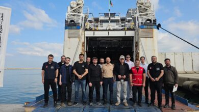 "السفير التركي بالقاهرة يهنئ قيادات ميناء العريش ويتفقد سفينة المساعدات الإنسانية المتجهة إلى غزة" 1 "السفير التركي بالقاهرة يهنئ قيادات ميناء العريش ويتفقد سفينة المساعدات الإنسانية المتجهة إلى غزة"