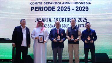 العاصمة الإندونيسية جاكرتا تحتفل بتنصيب الدكتور يان عابدين رئيسًا لاتحاد كرة القدم المصغرة 15 العاصمة الإندونيسية جاكرتا تحتفل بتنصيب الدكتور يان عابدين رئيسًا لاتحاد كرة القدم المصغرة