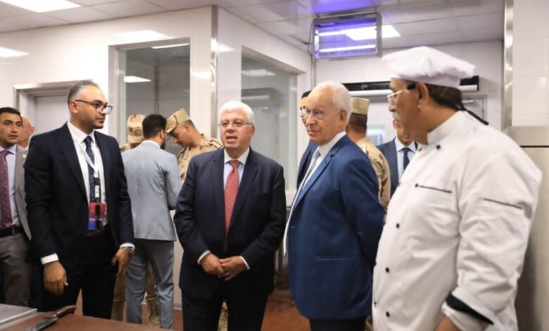 وزير التعليم العالي يشهد حفل تخرج الدفعة 19 من جامعة سنجور بالإسكندرية 1 وزير التعليم العالي يشهد حفل تخرج الدفعة 19 من جامعة سنجور بالإسكندرية