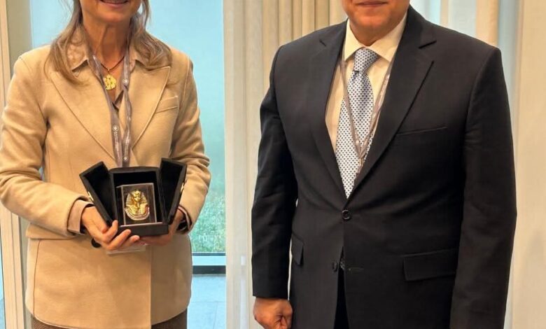 رئيس هيئة الدواء المصرية يبحث سبل التعاون مع وكالة الأدوية الإسبانية