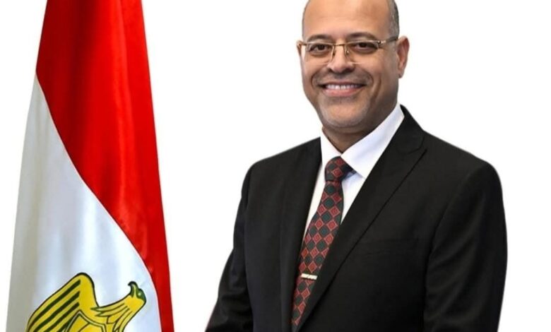 وزير العمل: السبت المقبل إجازة رسمية مدفوعة الأجر للعاملين بالقطاع الخاص  1 وزير العمل: السبت المقبل إجازة رسمية مدفوعة الأجر للعاملين بالقطاع الخاص