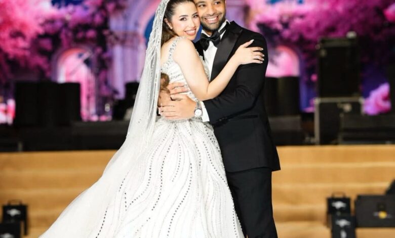 الصور الأولى لجلسة تصوير حفل زفاف الفنان أحمد جمال وفرح الموجي 1 الصور الأولى لجلسة تصوير حفل زفاف الفنان أحمد جمال وفرح الموجي