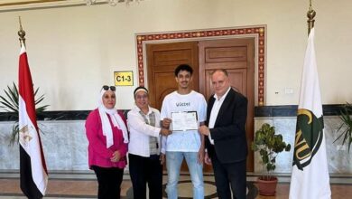 فوز الطالب سيف أحمد الشحات بالمركز الأول في بطولة جامعة القاهرة الأهلية لتنس الطاولة  16 فوز الطالب سيف أحمد الشحات بالمركز الأول في بطولة جامعة القاهرة الأهلية لتنس الطاولة