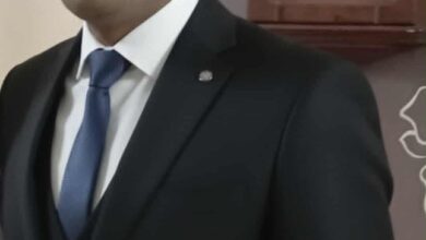 حين يصمت الحقد… تتحدث كرامة الإنسان بشموخ