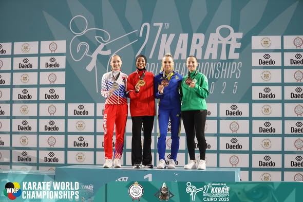 وزير الشباب والرياضة يهنئ منتخب الكاراتيه لتصدرهم بطولة العالم بالقاهرة