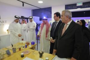 مشاركة وزير الثقافة المصري في افتتاح النُسخة الثانية من مهرجان "فريج الفن والتصميم" بالدوحة