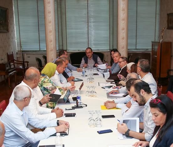  وزير قطاع الأعمال يعقد اجتماعًا في "غزل المحلة" مع الرؤساء التنفيذيين لشركات "القابضة للقطن "