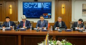  رئيس اقتصادية قناة السويس يستقبل النائب الأول لرئيس مجلس الوزراء القرغيزي لبحث فرص التعاون  