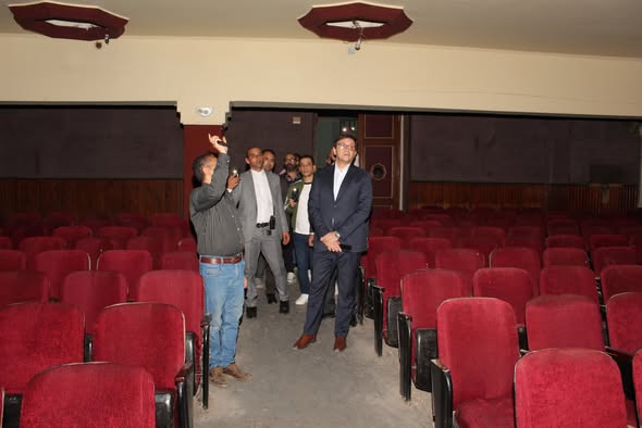  وزير الثقافة يتفقد “سينما ديانا” بوسط البلد ويوجه بسرعة تطويرها  وتحويلها إلى سينما ومسرح  