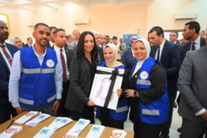 وزيرة التضامن الاجتماعي تسلم جامعة الأقصر الأهلية طابعة "برايل" لطباعة المناهج بلغة "برايل" 2 وزيرة التضامن الاجتماعي تسلم جامعة الأقصر الأهلية طابعة "برايل" لطباعة المناهج بلغة "برايل"