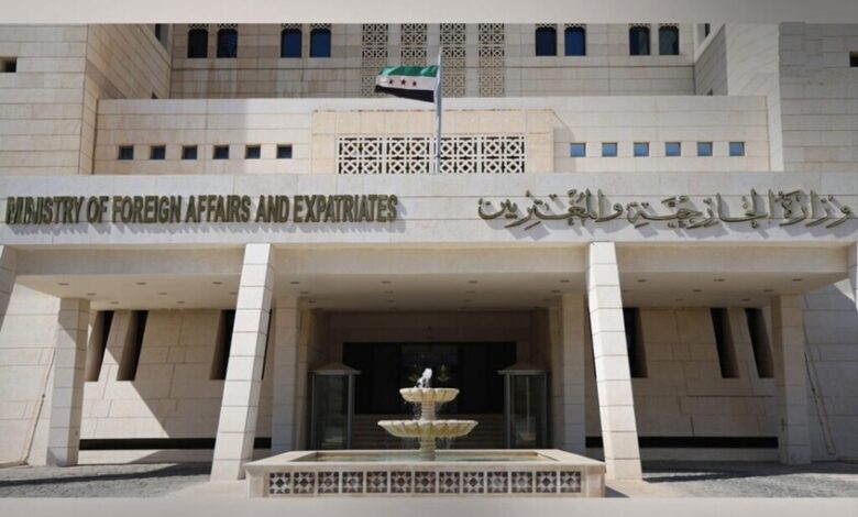 الأمم المتحدة تعتمد قرارا يرحب بتعاون دمشق الكامل مع منظمة حظر الأسلحة الكيميائية 1 الأمم المتحدة تعتمد قرارا يرحب بتعاون دمشق الكامل مع منظمة حظر الأسلحة الكيميائية