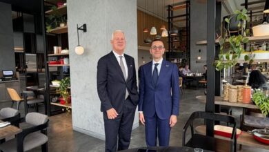 وزير الاستثمار والتجارة الخارجية يلتقى رئيس الغرفة التجارية الدولية في جوهانسبرج